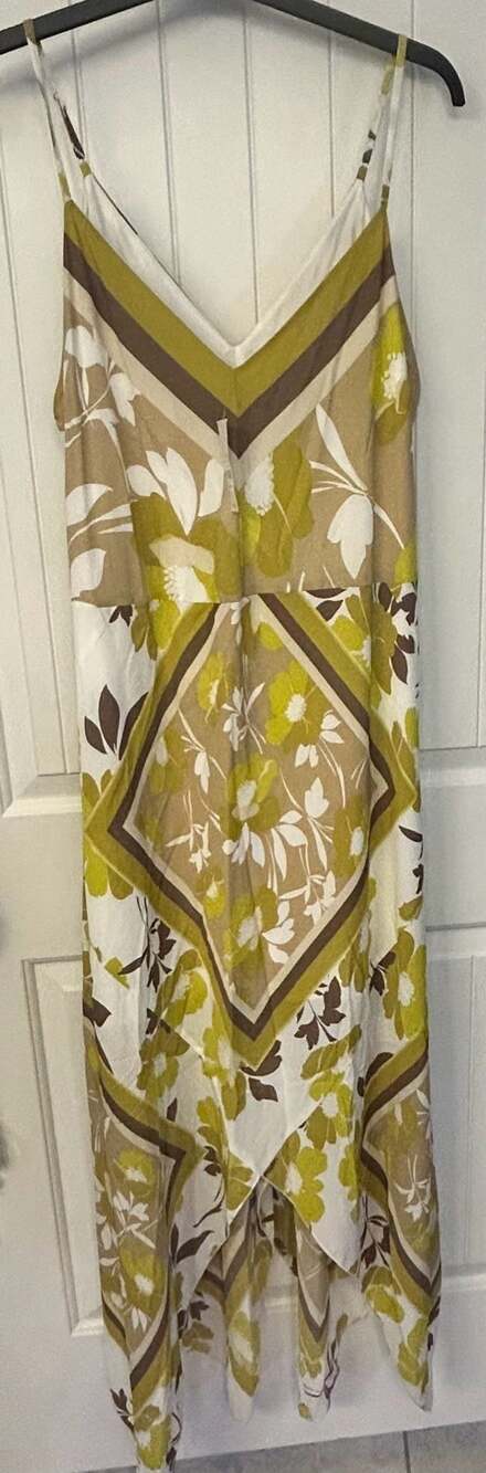 New York & Company XL Floral Scarf Print V-Neck Maxi Dress